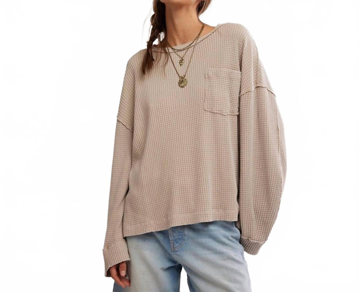 Top color taupe