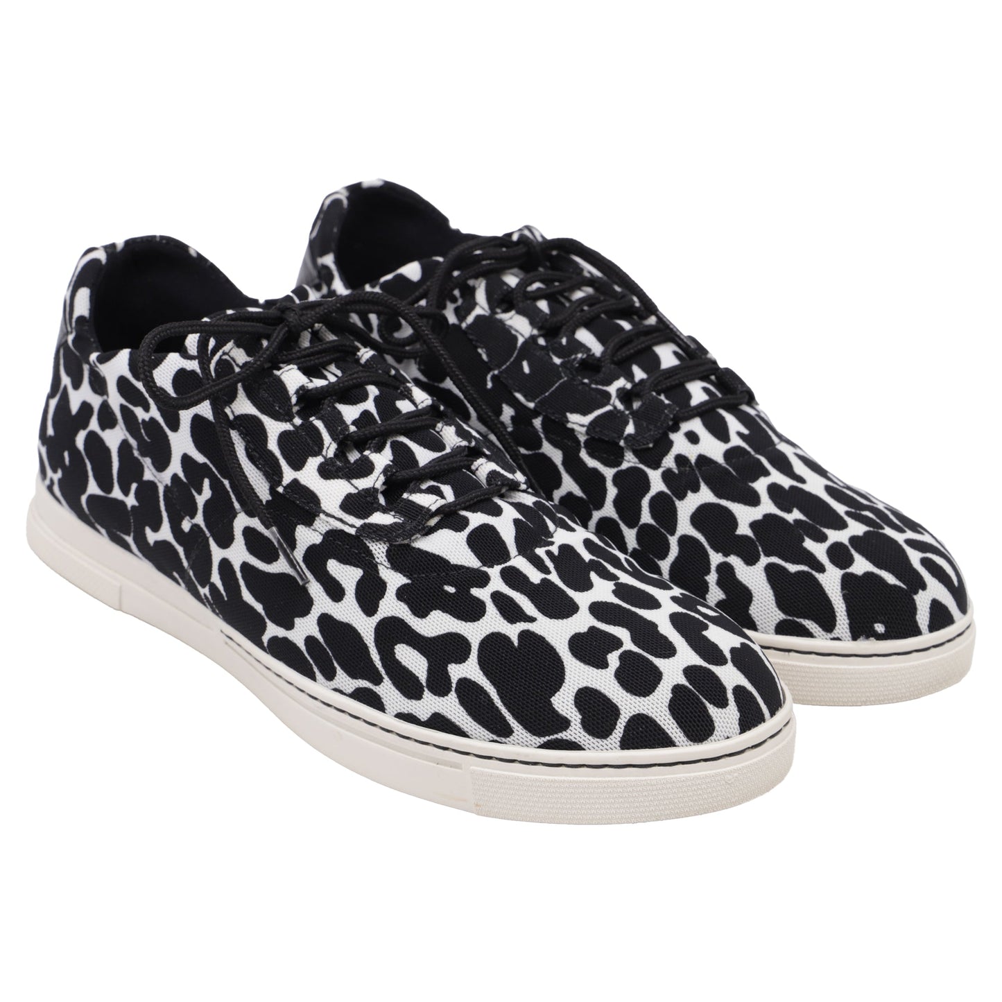Stuart Weitzman Tenis Bajos en Lona Estampado Animal
