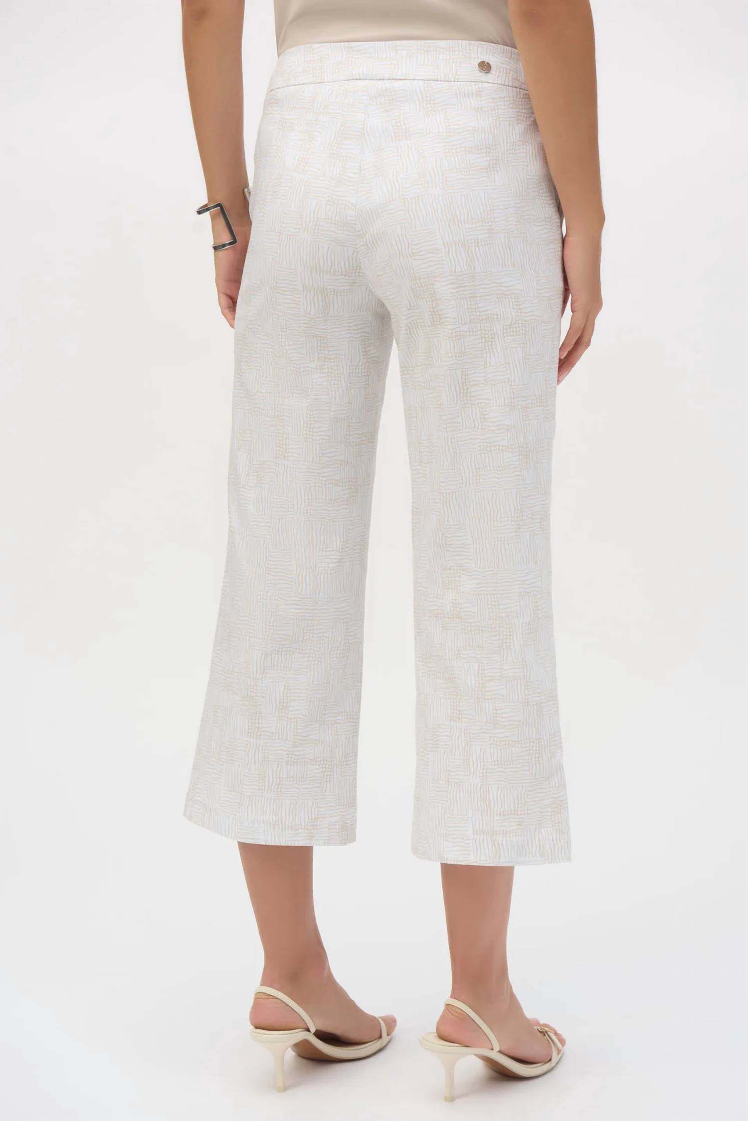 Pantalón color beige