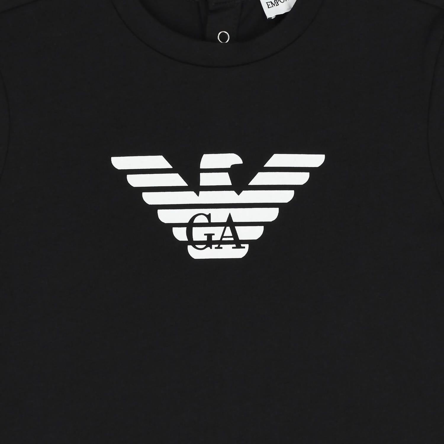 Camiseta infantil con estampado color negro