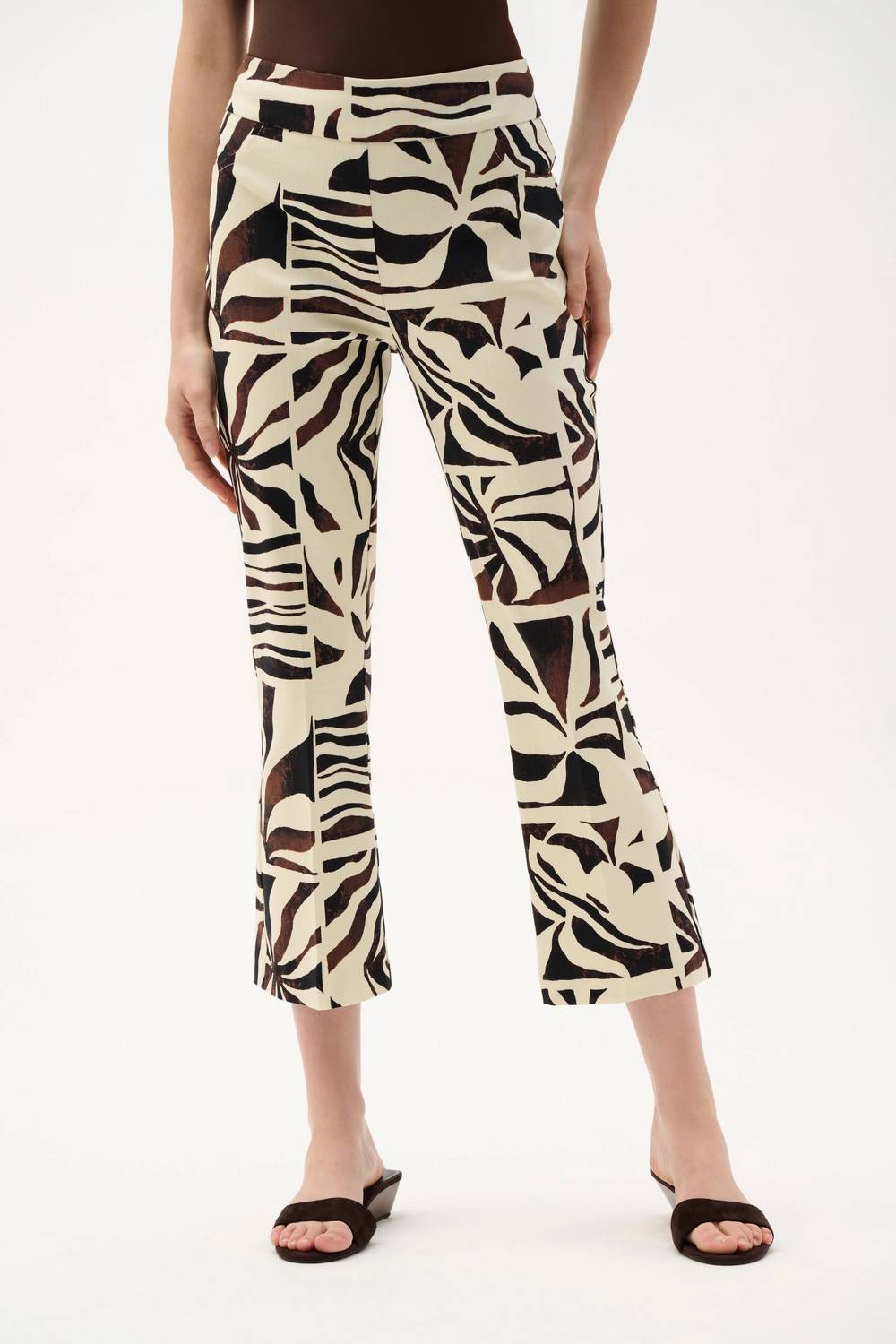 Pantalón color beige