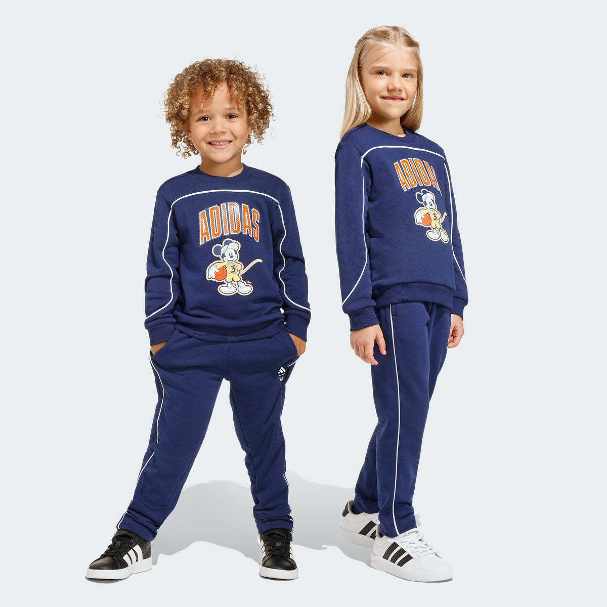 Pantalón deportivo infantil