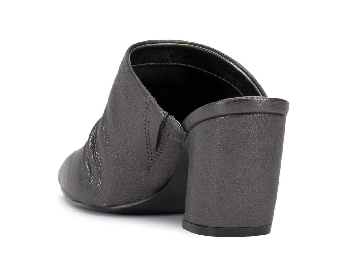 Zapatos destalonados de mujer