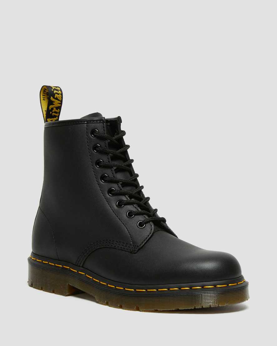 Botas de cuero con cordones