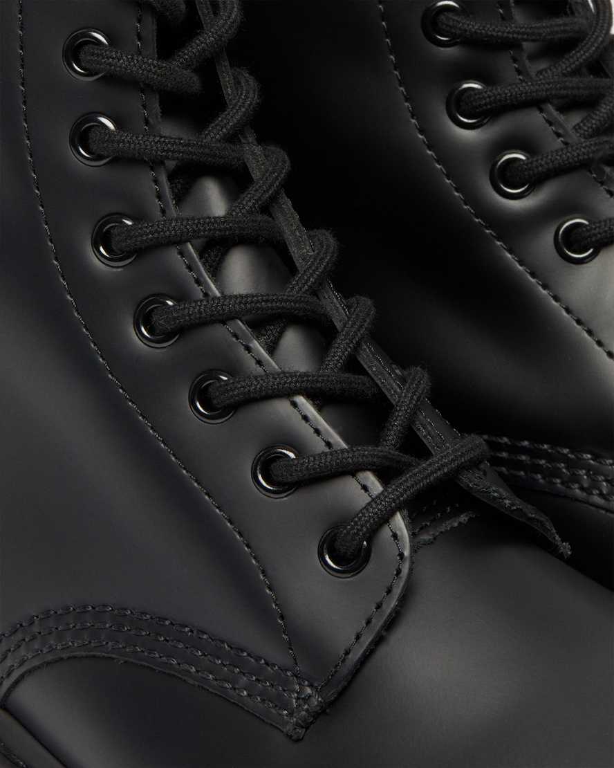 Botas de cuero con cordones