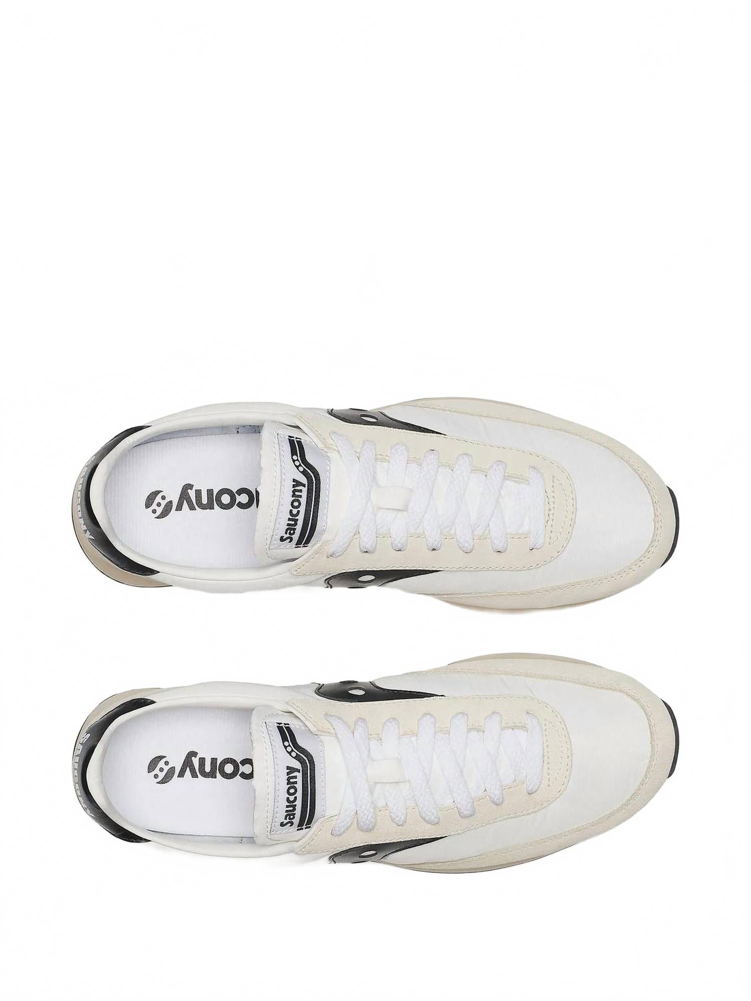 Tenis de hombre color negro y blanco