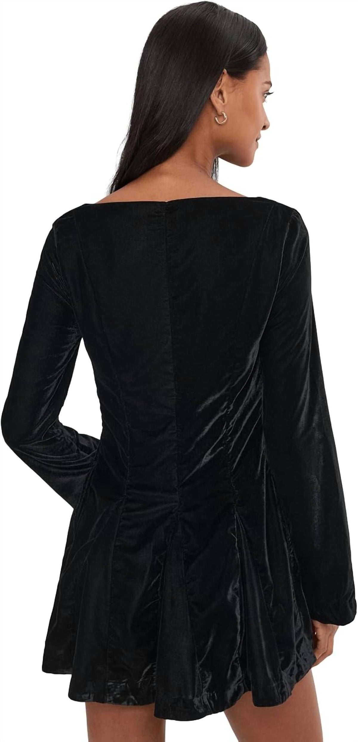 Vestido de terciopelo corto color negro