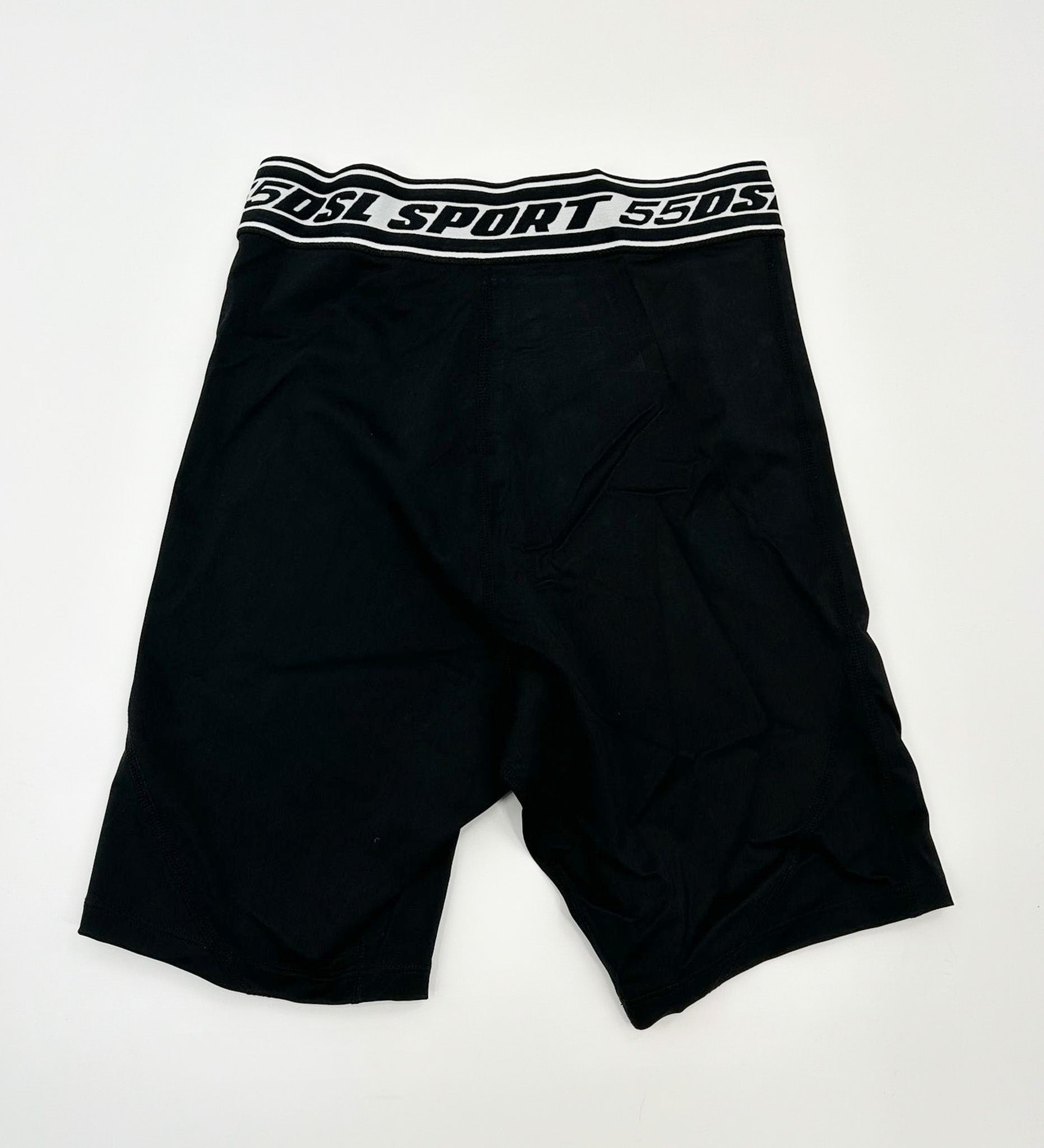 Short color negro