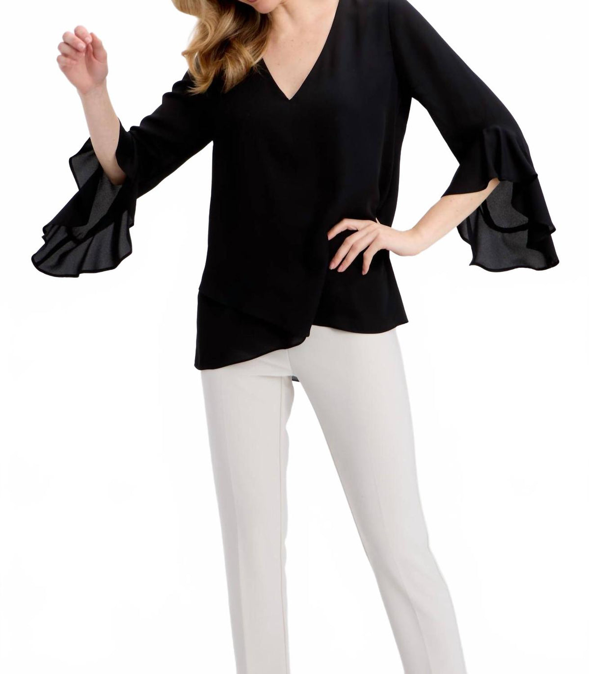 Top con cuello en V color negro