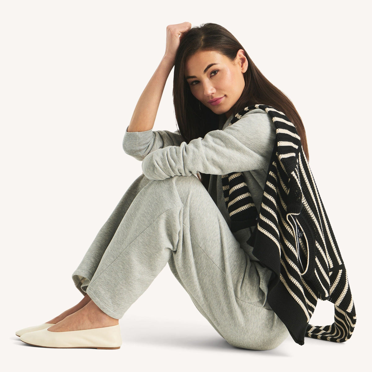 Pantalón deportivo de pierna ancha