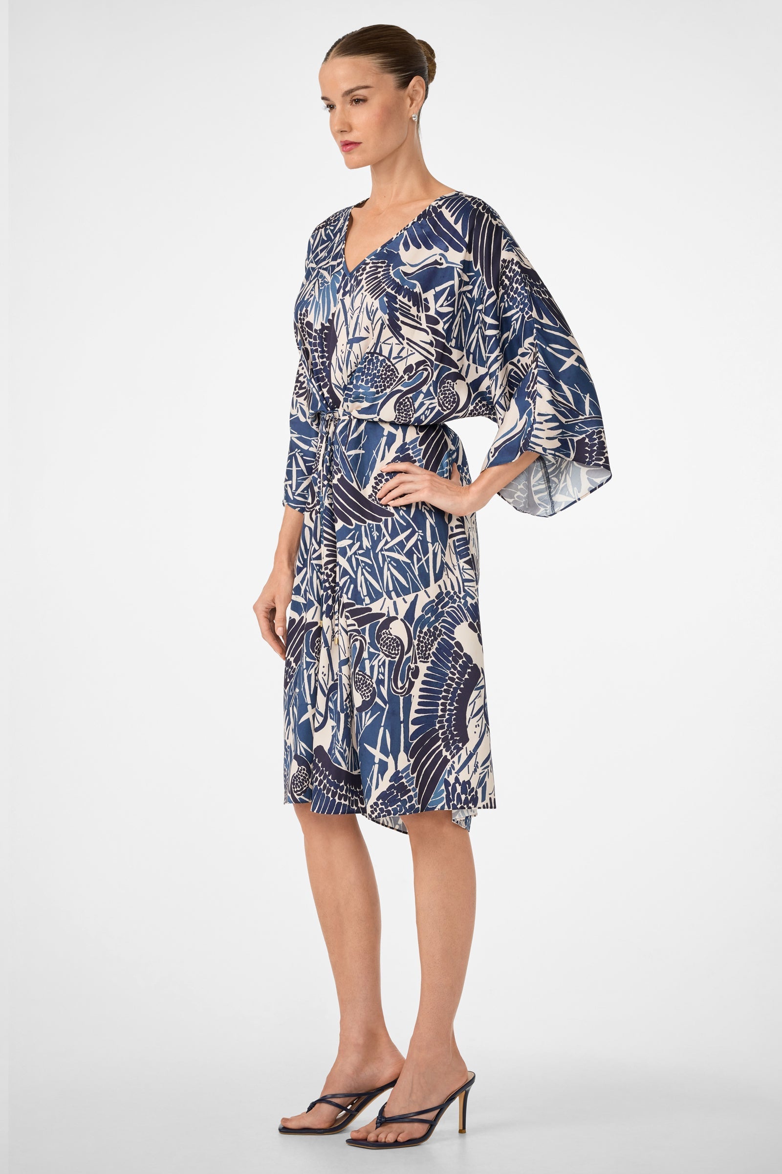 Vestido midi de manga corta