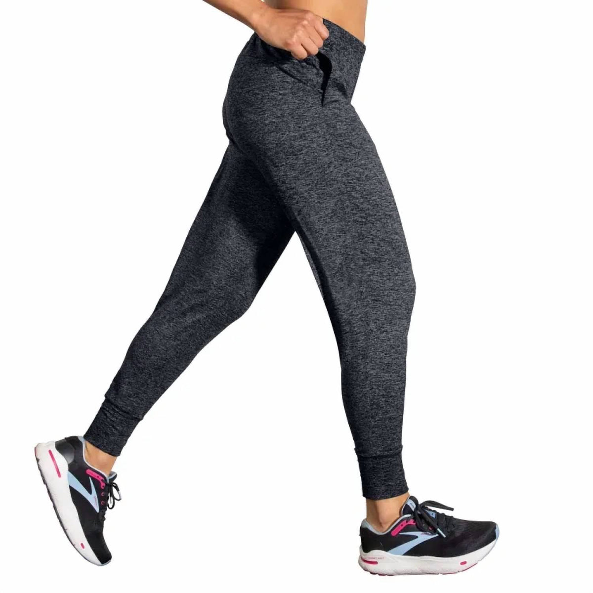 Pantalón deportivo color negro