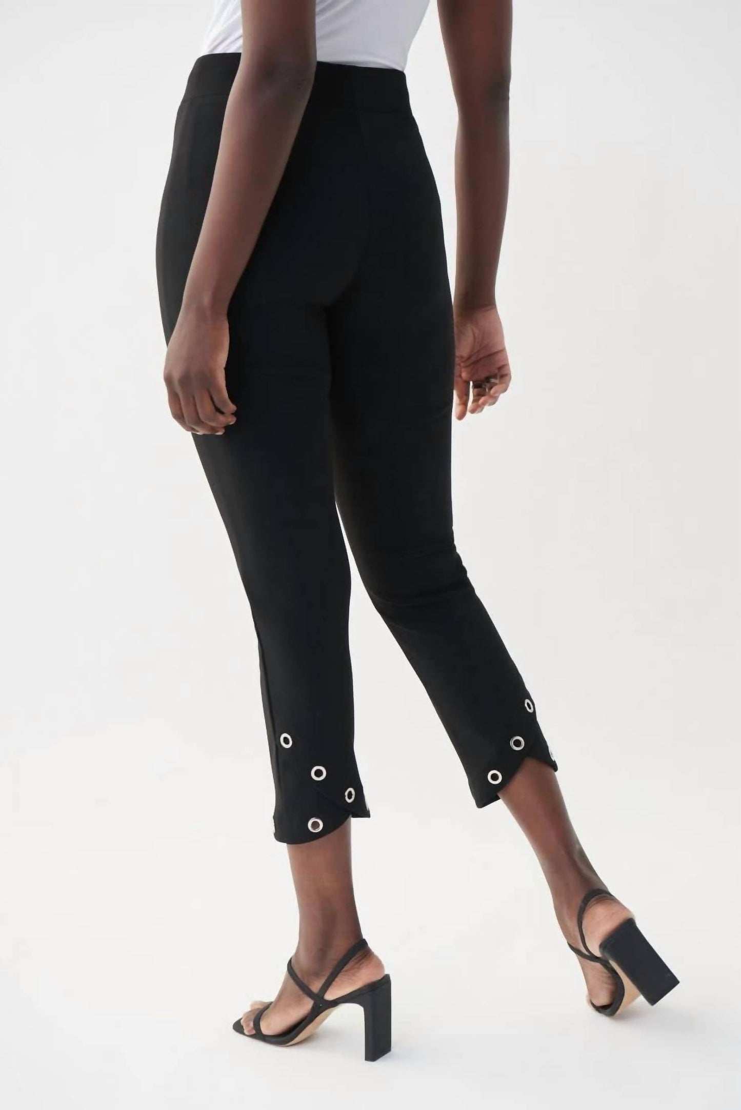 Pantalón color negro