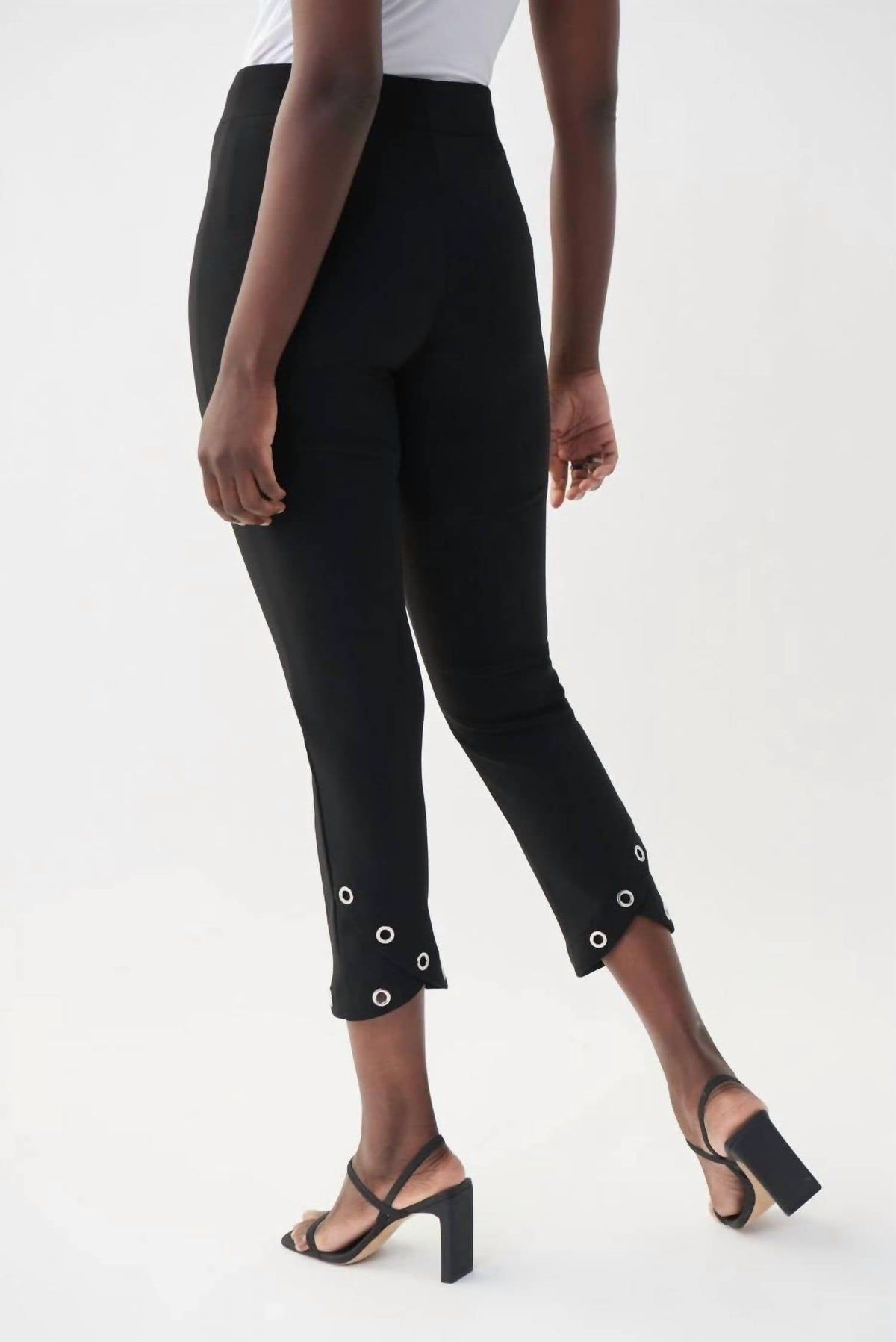 Pantalón color negro