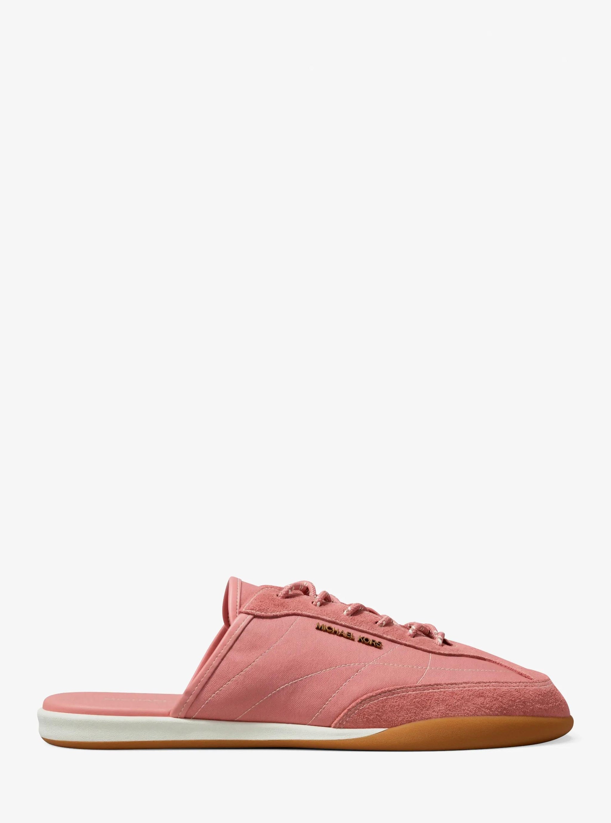 Zapatos destalonados de gamuza
