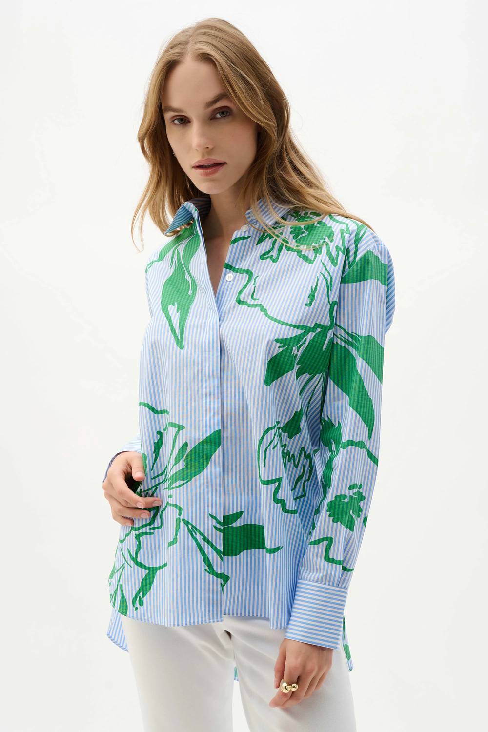 Blusa de algodón con estampado floral a rayas