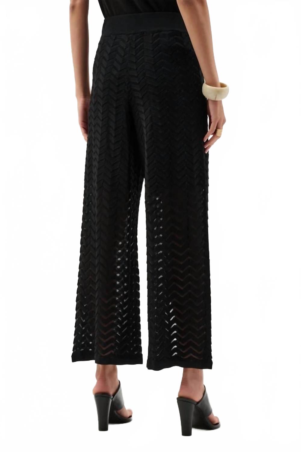 Pantalón color negro