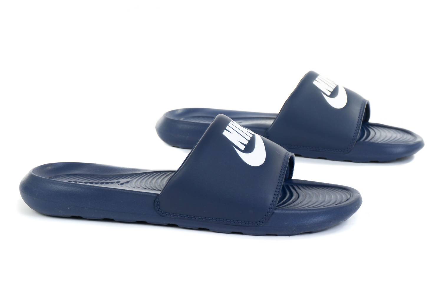 Sandalias de hombre color azul marino y blanco