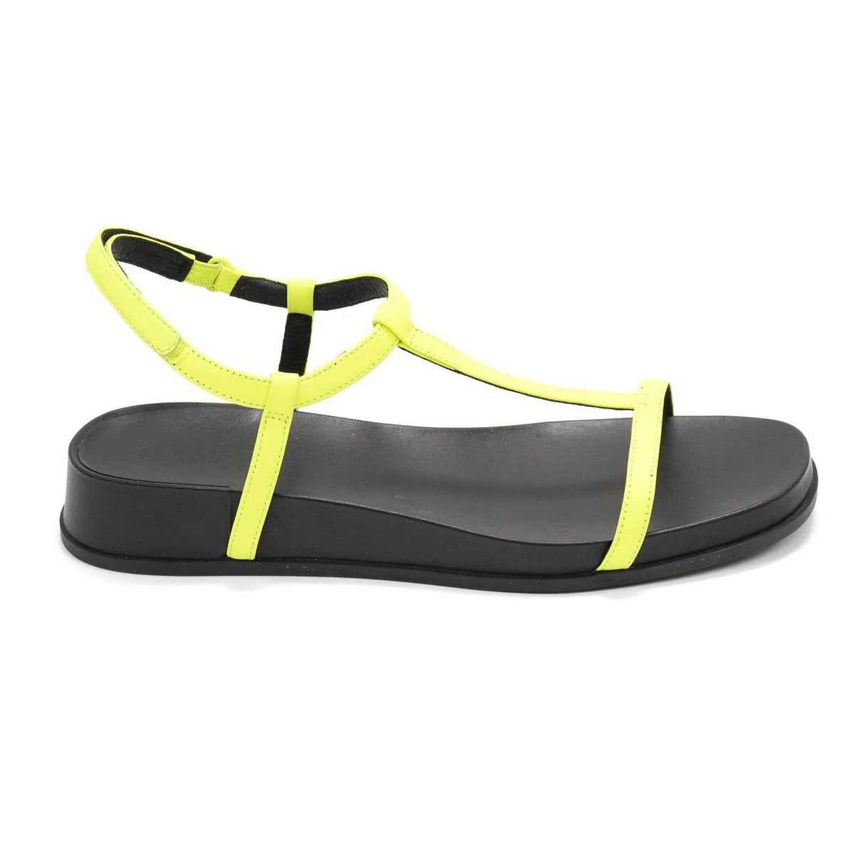 Sandalias de mujer con plataforma color amarillo