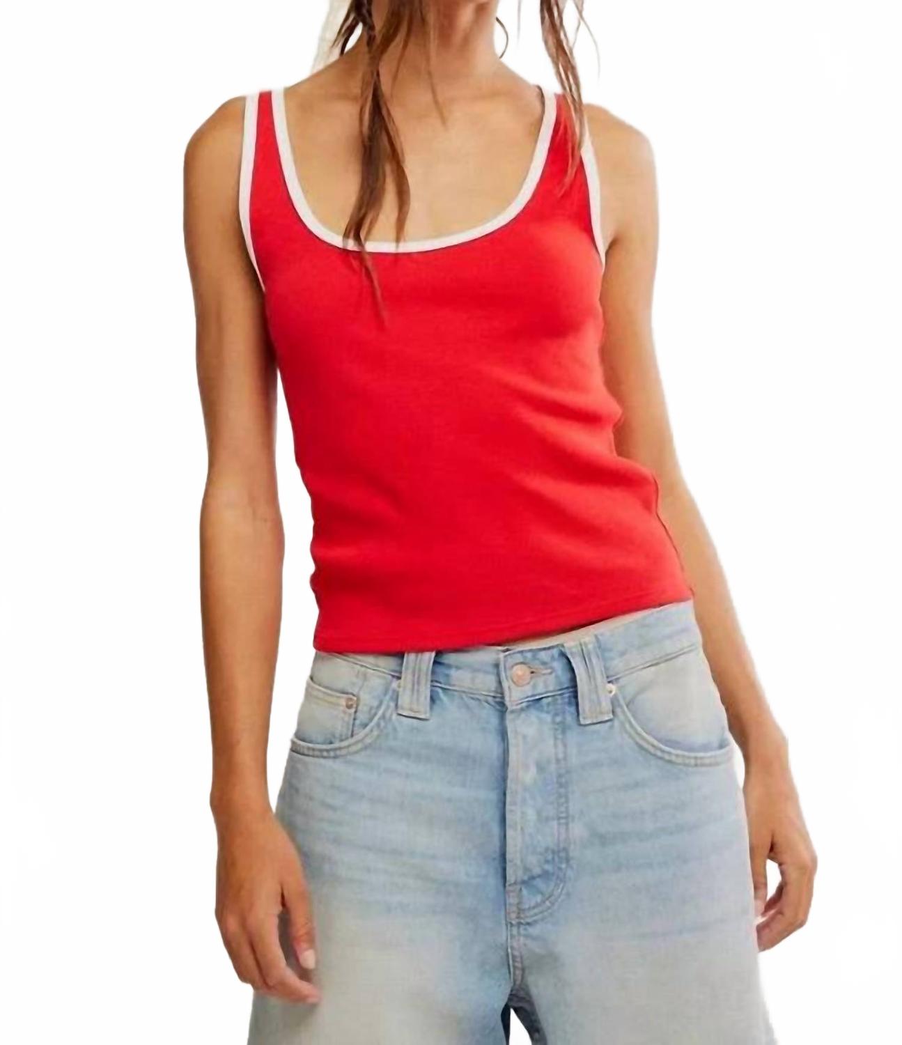 Camiseta sin mangas color rojo