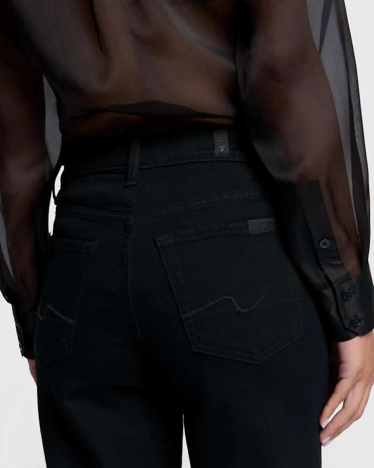 Jean color negro
