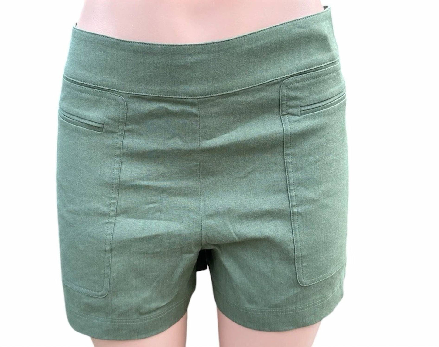 Short de mujer color verde