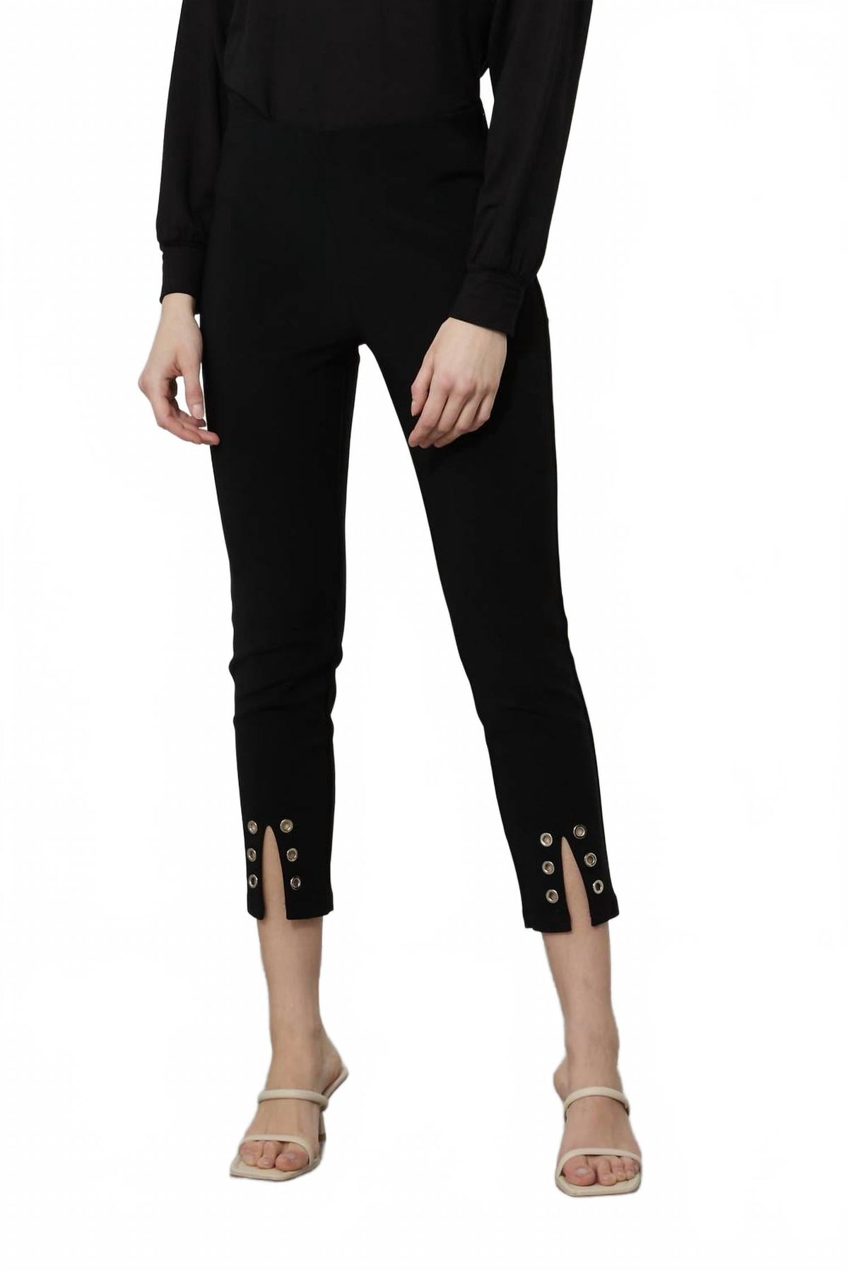 Pantalón color negro