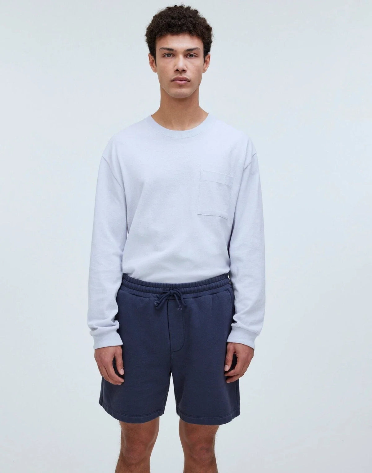 Short de hombre de tiro medio