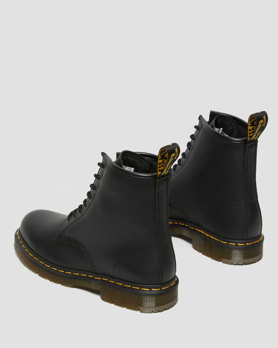 Botas de cuero con cordones