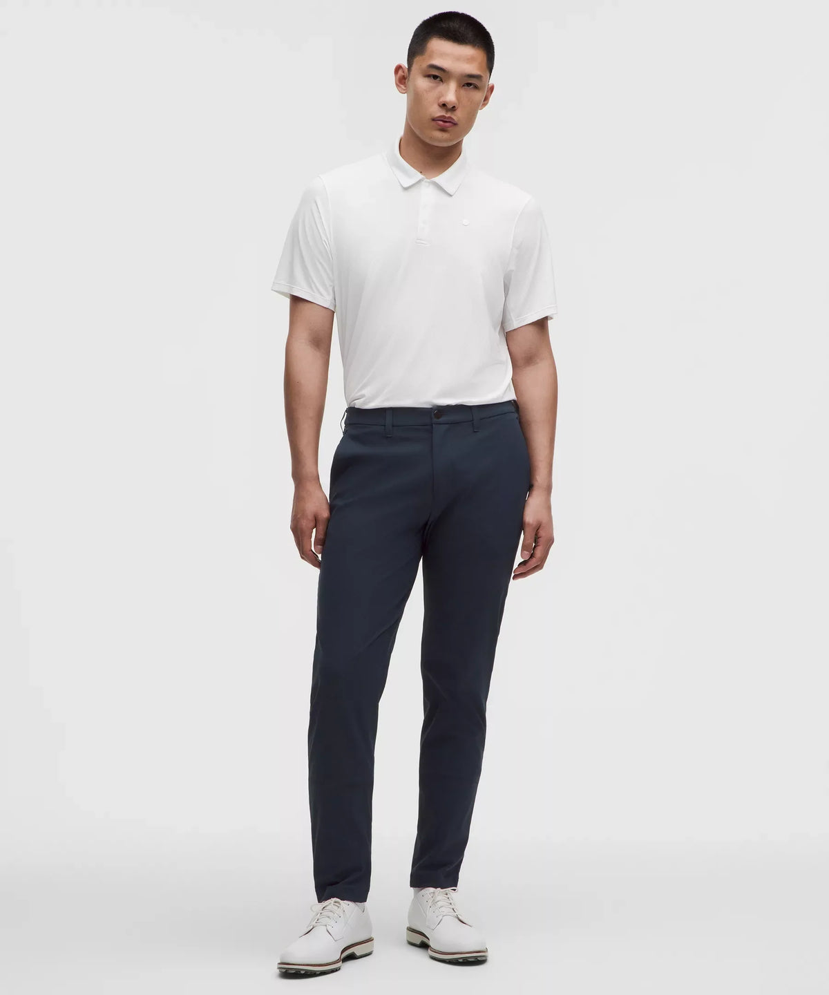 Pantalón de corte ajustado