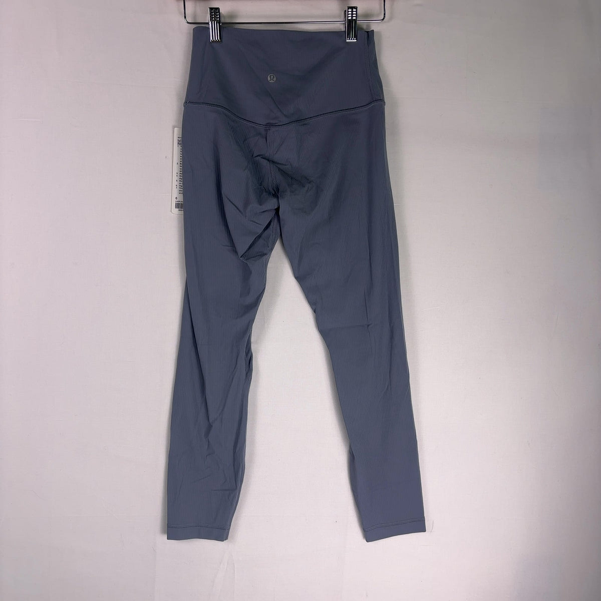Pantalón de tiro alto con tejido acanalado