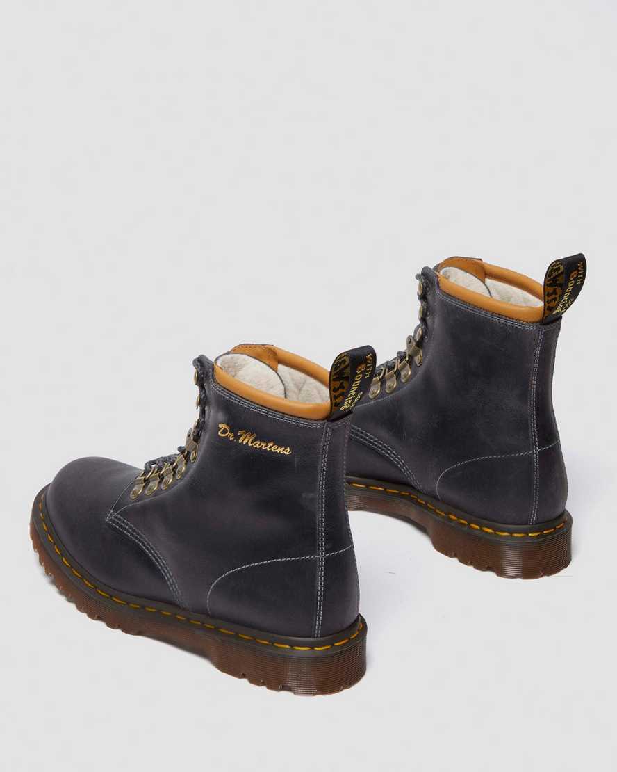 Botas de cuero con cordones