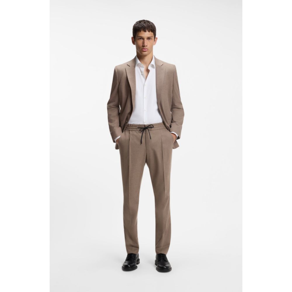 Pantalón de corte ajustado