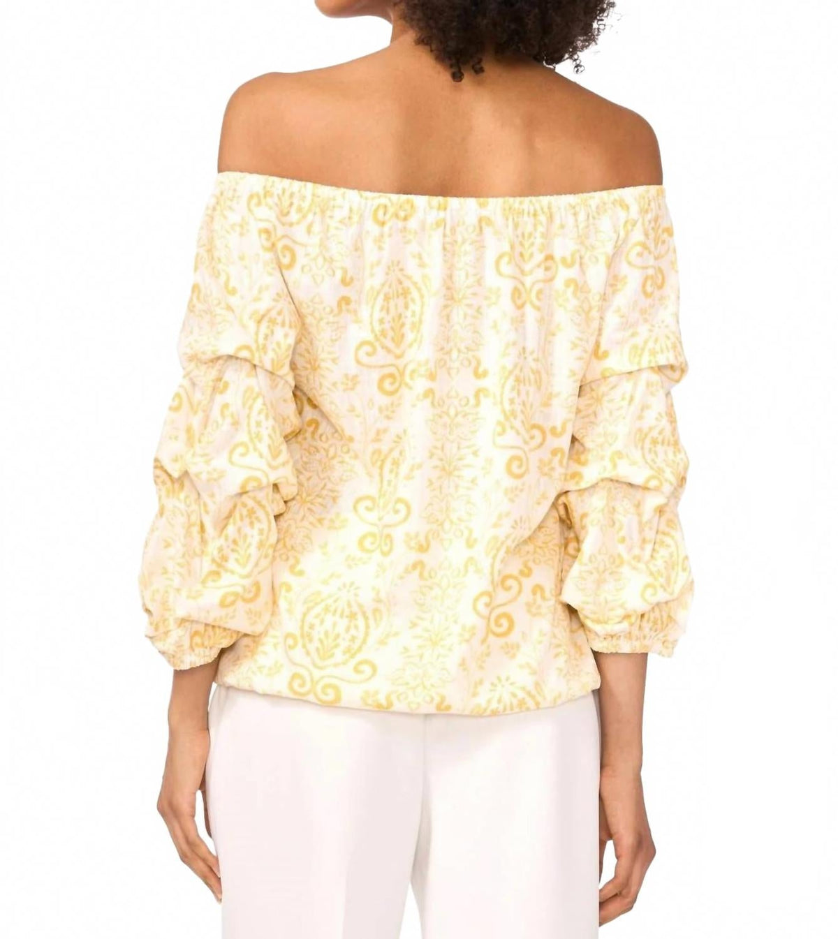 Blusa con estampado floral color amarillo