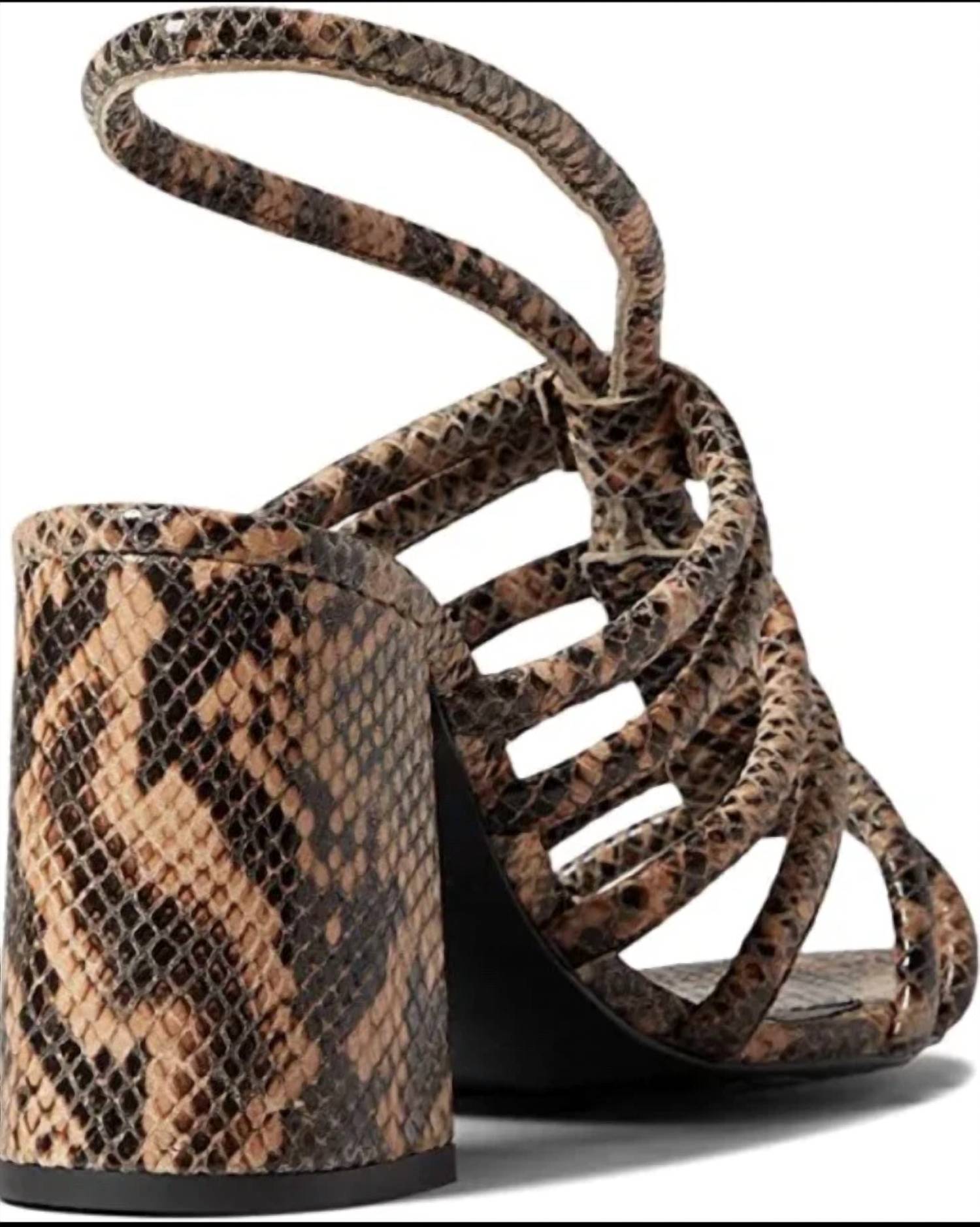 Tacones de mujer color dorado