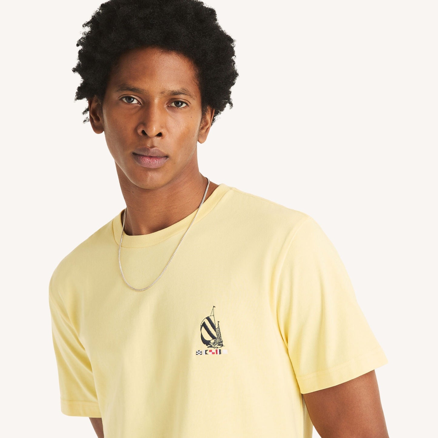Camiseta de hombre con cuello redondo