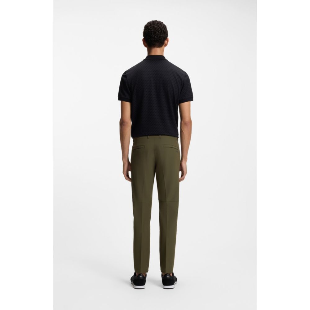 Pantalón de corte ajustado resistente al agua