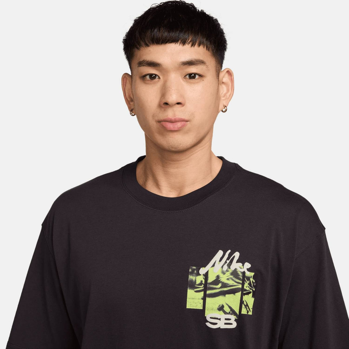 Camiseta color negro
