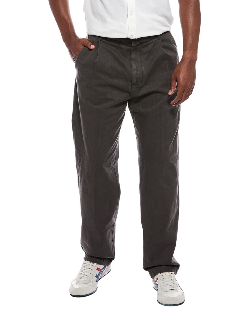 Pantalón con pliegues