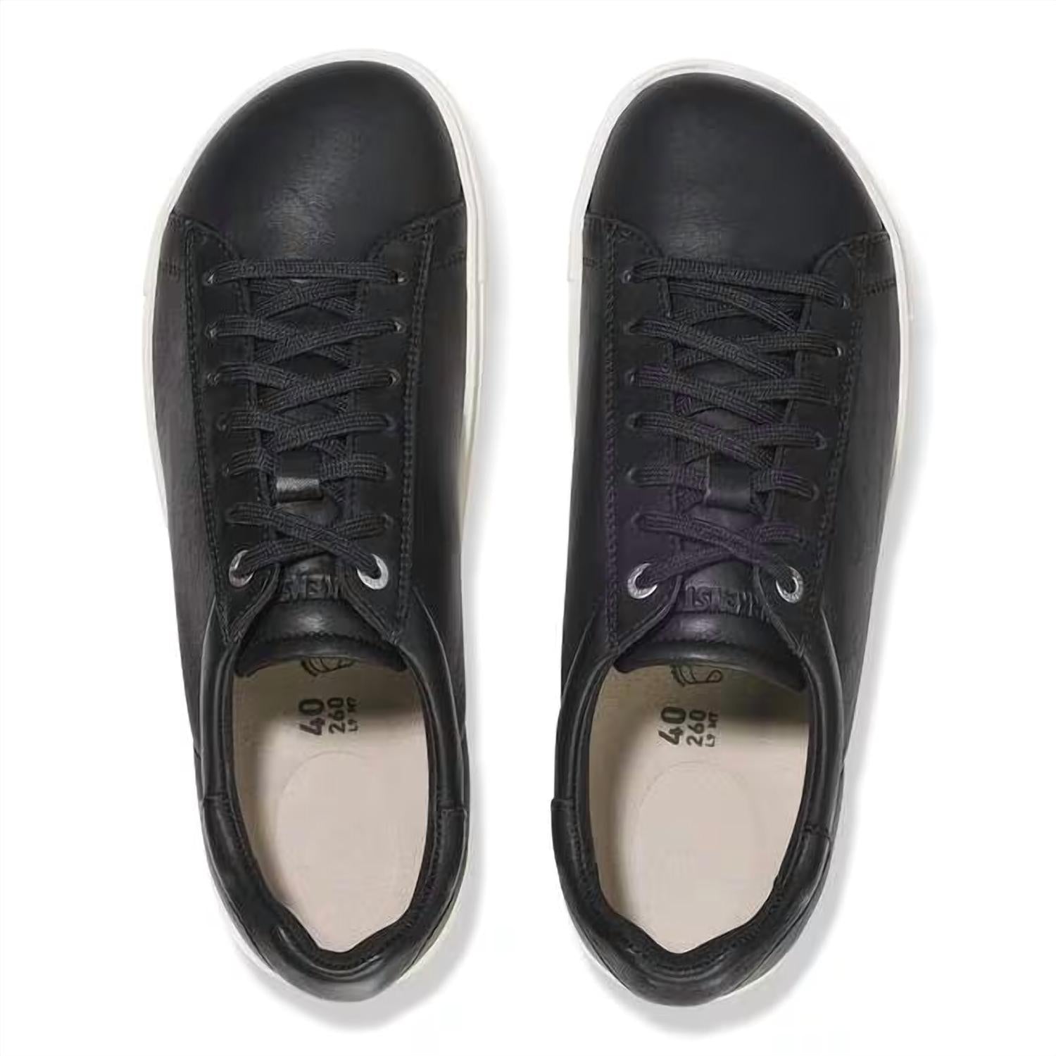 Tenis de mujer de cuero color negro