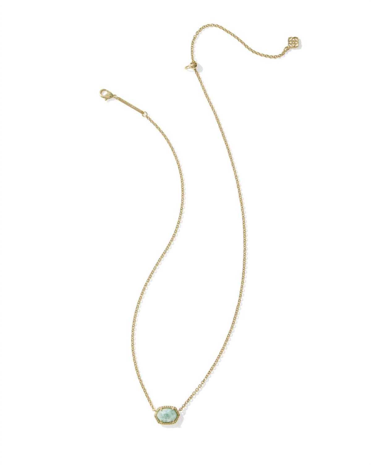 Collar de mujer color dorado