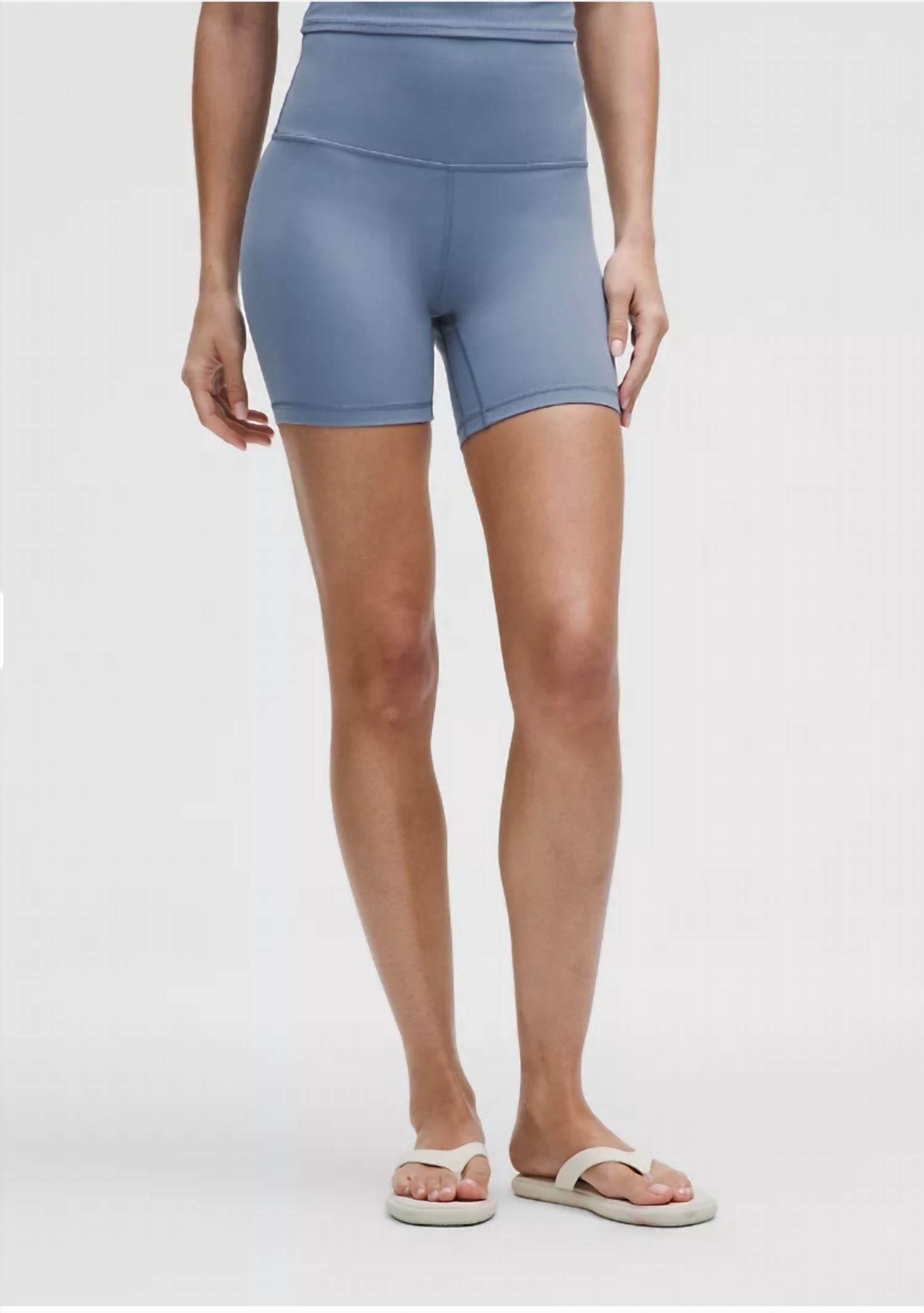Short de mezclilla de tiro alto