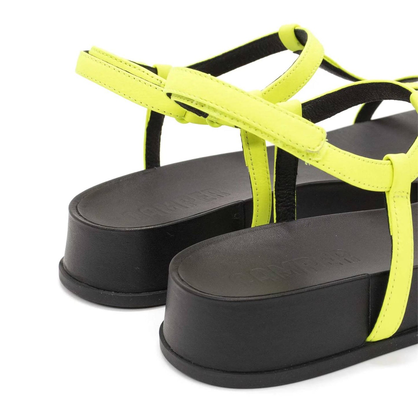 Sandalias de mujer con plataforma color amarillo