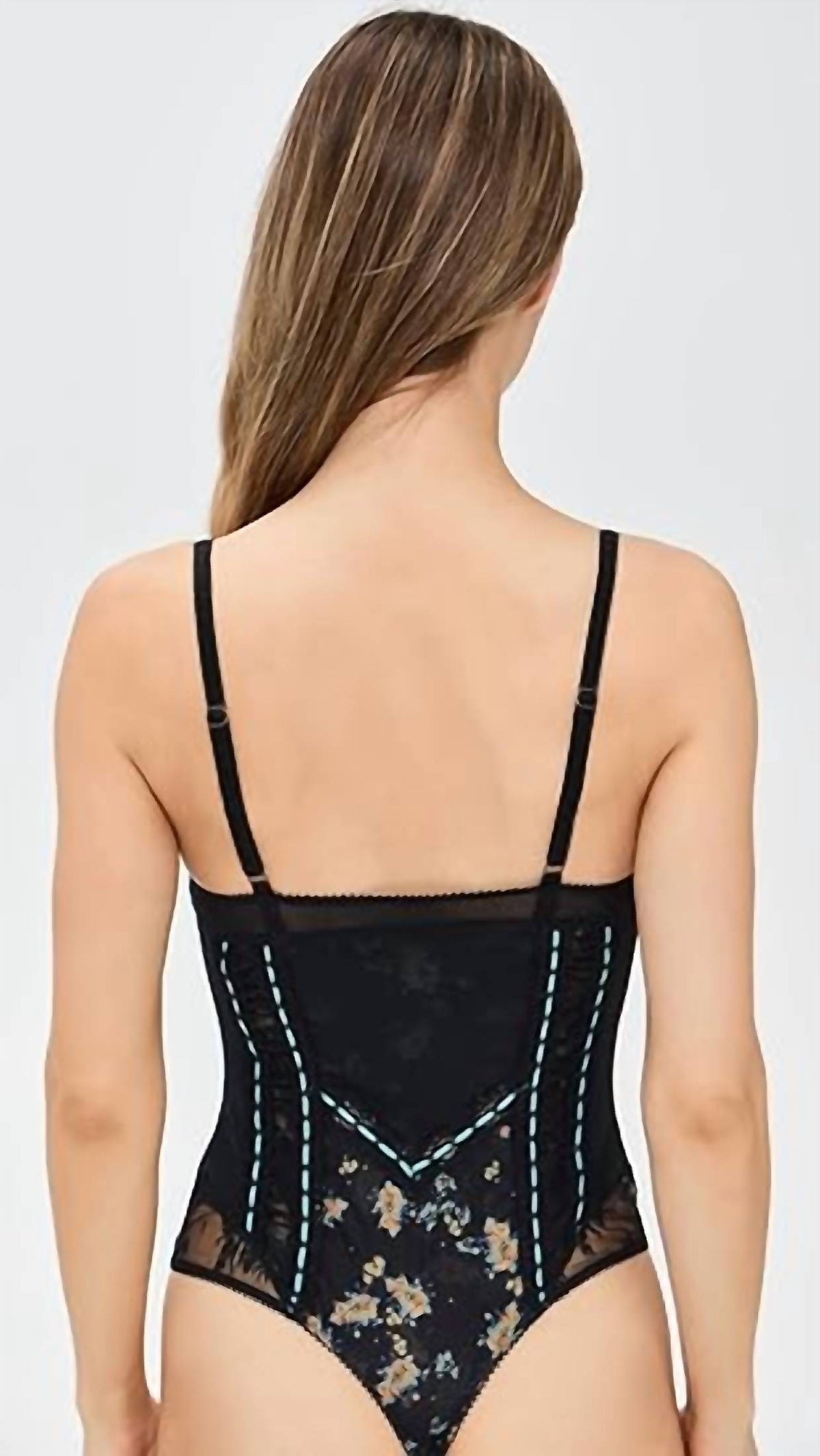 Body color negro