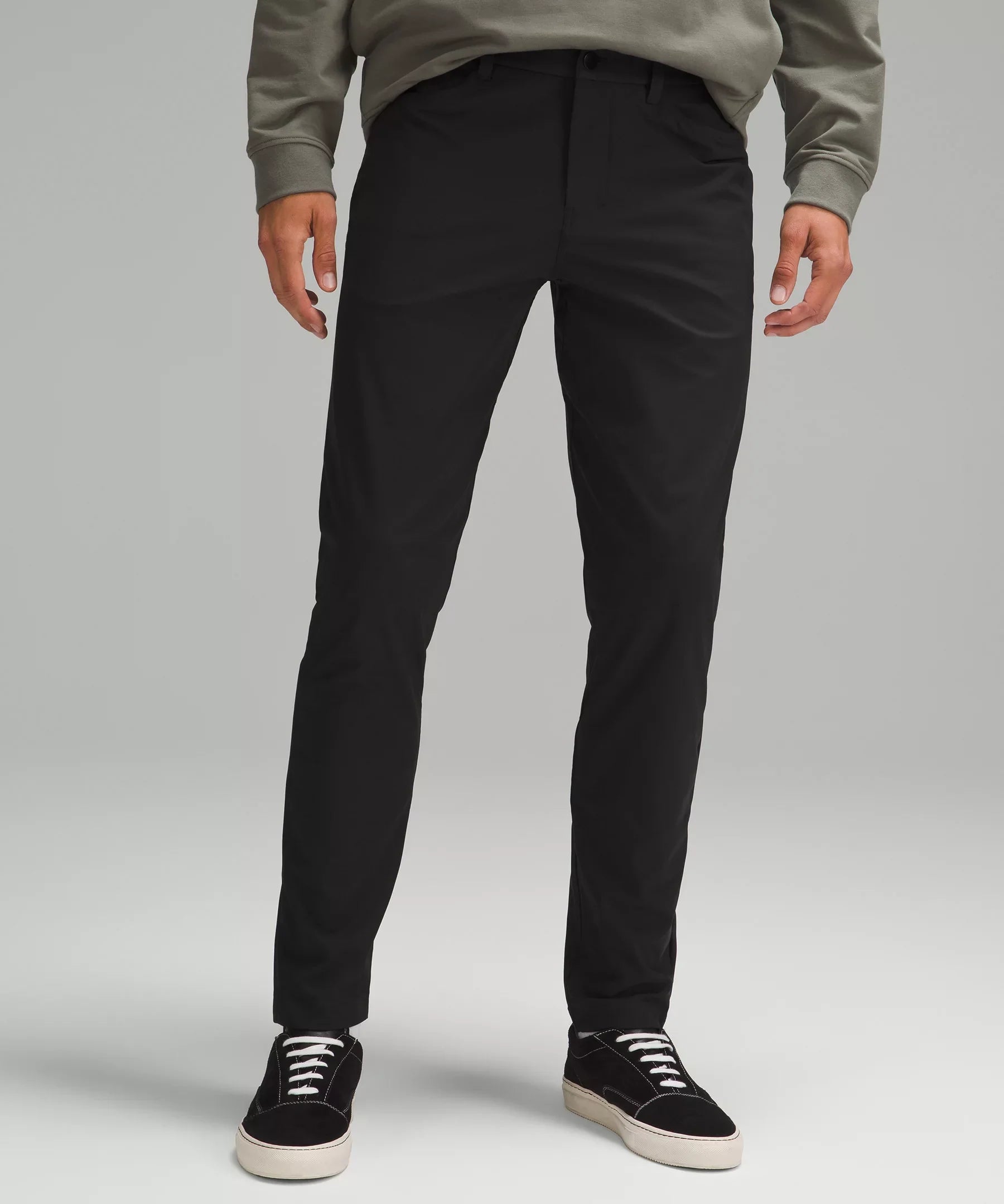 Pantalón de corte ajustado