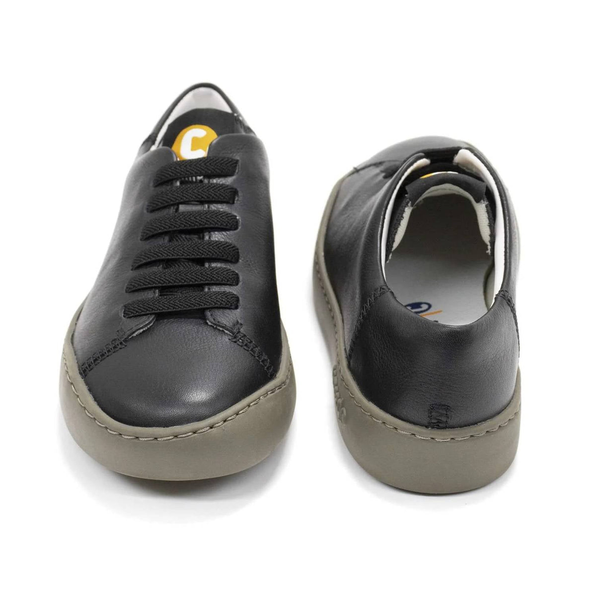 Tenis de mujer color negro