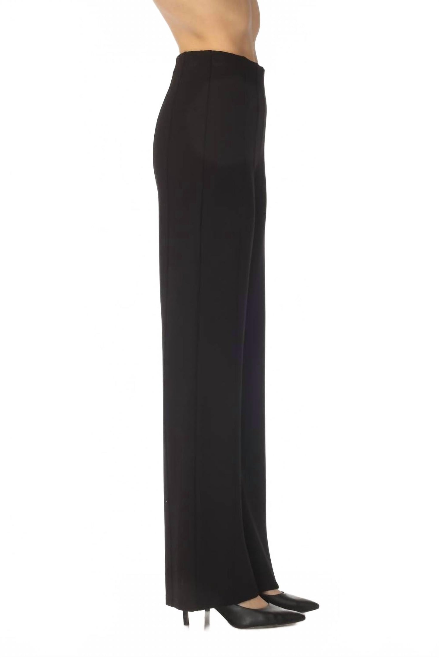 Pantalón de pierna ancha color negro