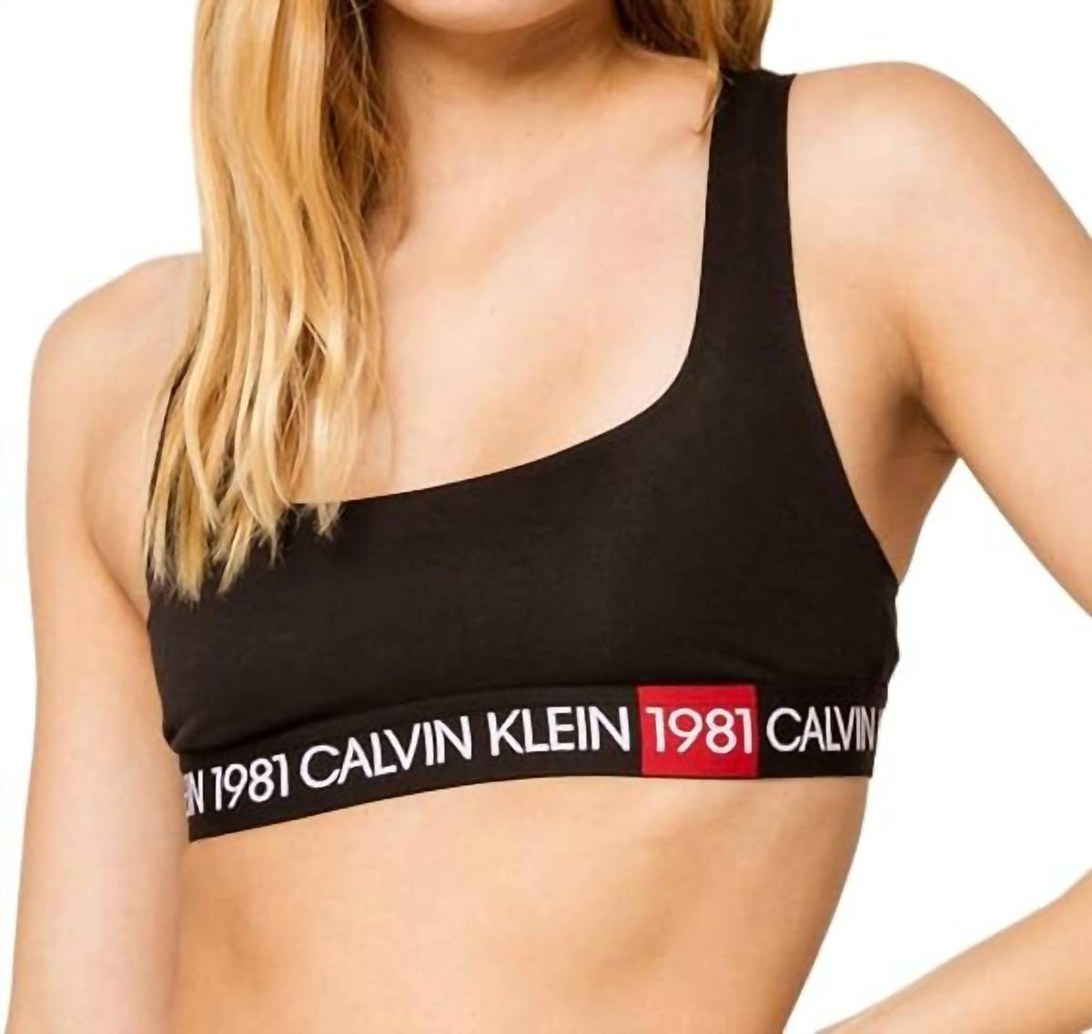 Bralette color negro
