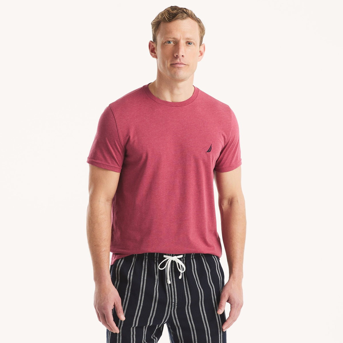 Camiseta de hombre con cuello redondo