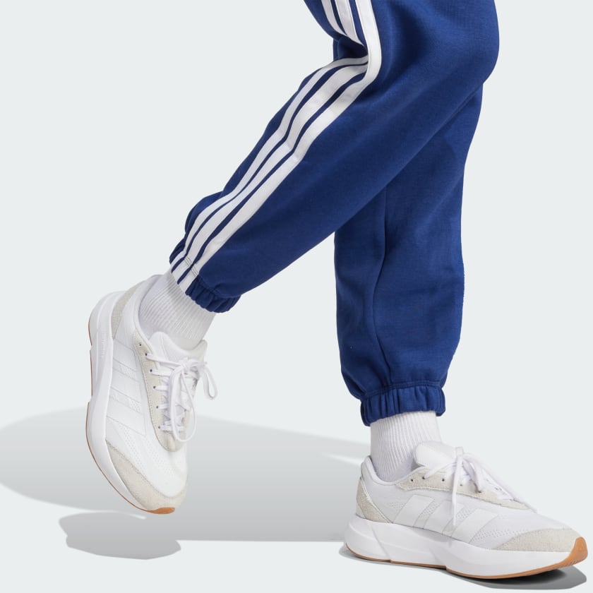 Pantalón de mujer de corte amplio a rayas